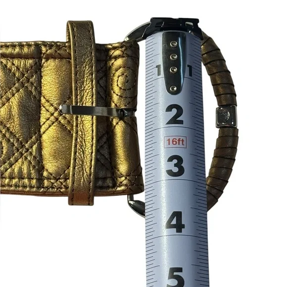 Tracy Porter gold Metallic all Leather Belt size medium NEW - Picture 11 of 12
